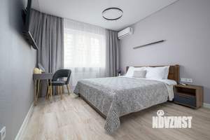 1-к квартира, посуточно, 37м2, 7/18 этаж