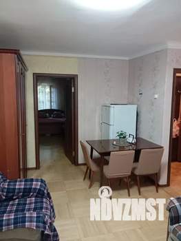 2-к квартира, посуточно, 40м2, 2/5 этаж