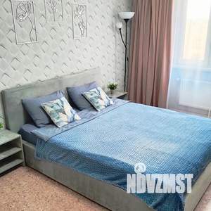 1-к квартира, посуточно, 43м2, 6/18 этаж