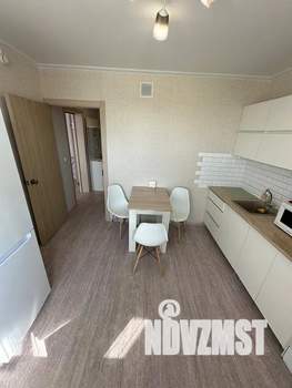 1-к квартира, посуточно, 38м2, 12/14 этаж