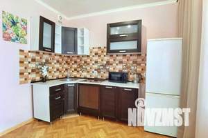1-к квартира, посуточно, 40м2, 3/18 этаж