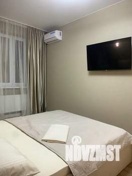 Студия квартира, посуточно, 70м2, 3/24 этаж