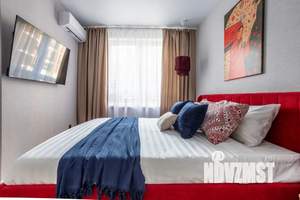 1-к квартира, посуточно, 38м2, 4/16 этаж