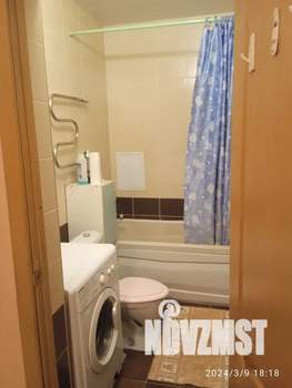 Студия квартира, посуточно, 38м2, 2/5 этаж