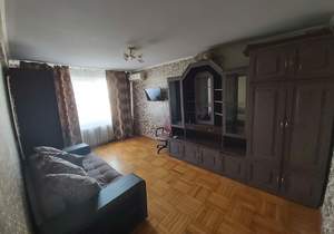 1-к квартира, на длительный срок, 305м2, 5/5 этаж