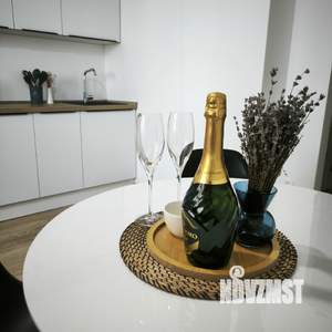 1-к квартира, посуточно, 42м2, 11/16 этаж