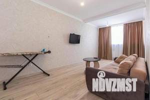 2-к квартира, посуточно, 60м2, 13/16 этаж