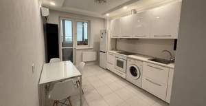 1-к квартира, на длительный срок, 51м2, 7/17 этаж