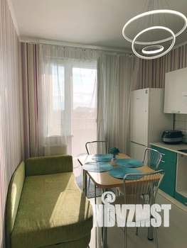 1-к квартира, посуточно, 37м2, 19/21 этаж