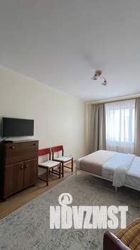 1-к квартира, посуточно, 40м2, 11/18 этаж
