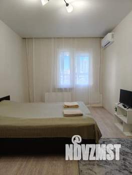 1-к квартира, посуточно, 33м2, 1/16 этаж