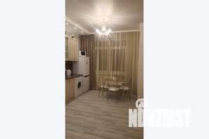 1-к квартира, посуточно, 47м2, 3/18 этаж