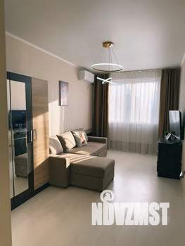 1-к квартира, посуточно, 37м2, 19/21 этаж