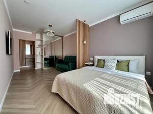 1-к квартира, посуточно, 42м2, 5/7 этаж