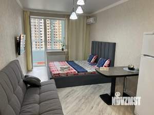 Студия квартира, посуточно, 32м2, 11/24 этаж