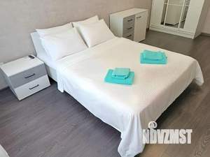 2-к квартира, посуточно, 50м2, 1/1 этаж