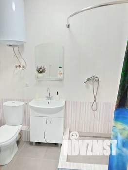 1-к квартира, посуточно, 38м2, 7/17 этаж
