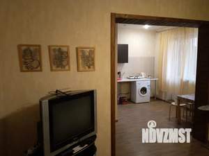 1-к квартира, посуточно, 50м2, 2/19 этаж