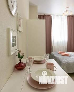 Студия квартира, посуточно, 17м2, 1/12 этаж