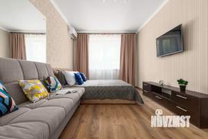 1-к квартира, посуточно, 45м2, 1/1 этаж