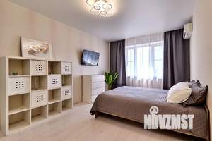 1-к квартира, посуточно, 39м2, 12/17 этаж