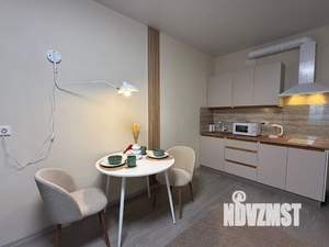 Студия квартира, посуточно, 30м2, 4/8 этаж