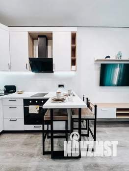 1-к квартира, посуточно, 34м2, 8/24 этаж