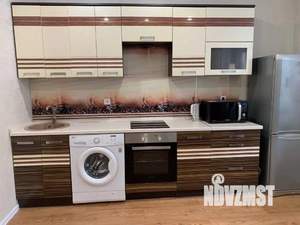 2-к квартира, посуточно, 63м2, 1/1 этаж