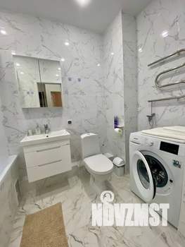 Студия квартира, посуточно, 42м2, 11/21 этаж