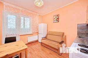 1-к квартира, посуточно, 40м2, 13/14 этаж