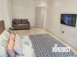 1-к квартира, посуточно, 49м2, 1/1 этаж
