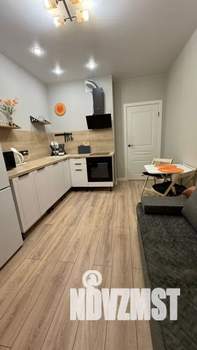 1-к квартира, посуточно, 37м2, 9/16 этаж