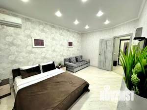 1-к квартира, посуточно, 41м2, 1/1 этаж