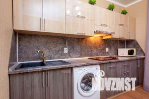 1-к квартира, посуточно, 40м2, 2/18 этаж
