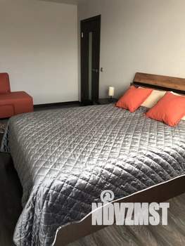 1-к квартира, посуточно, 43м2, 7/16 этаж