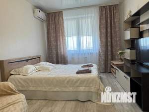 1-к квартира, посуточно, 37м2, 8/12 этаж