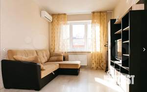 1-к квартира, посуточно, 40м2, 1/1 этаж