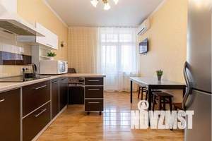 2-к квартира, посуточно, 65м2, 5/16 этаж