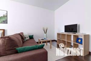 1-к квартира, посуточно, 38м2, 13/16 этаж