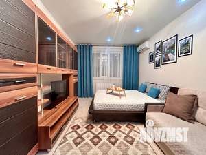 1-к квартира, посуточно, 40м2, 11/16 этаж