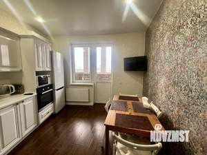 1-к квартира, на длительный срок, 40м2, 11/25 этаж