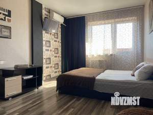 Студия квартира, посуточно, 27м2, 3/18 этаж