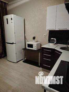 1-к квартира, посуточно, 37м2, 1/17 этаж