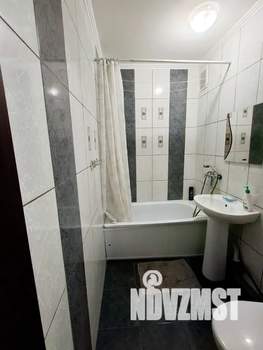 Студия квартира, посуточно, 30м2, 13/16 этаж