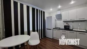 1-к квартира, посуточно, 40м2, 3/9 этаж