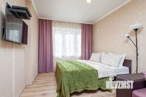 1-к квартира, посуточно, 40м2, 8/18 этаж