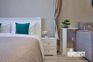 1-к квартира, посуточно, 38м2, 8/17 этаж