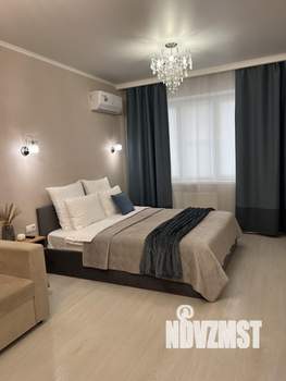 1-к квартира, посуточно, 39м2, 17/18 этаж