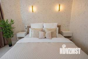1-к квартира, посуточно, 50м2, 1/1 этаж
