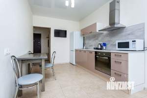 1-к квартира, посуточно, 45м2, 14/25 этаж